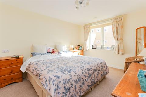 2 bedroom retirement property for sale, Savages Wood Road, Bradley Stoke, Bristol, South Gloucestershire, BS32