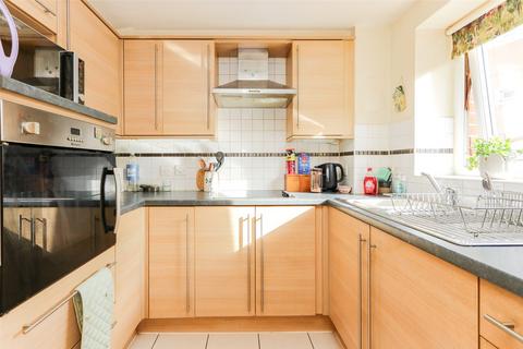 2 bedroom apartment for sale, Savages Wood Road, Bradley Stoke, Bristol, South Gloucestershire, BS32