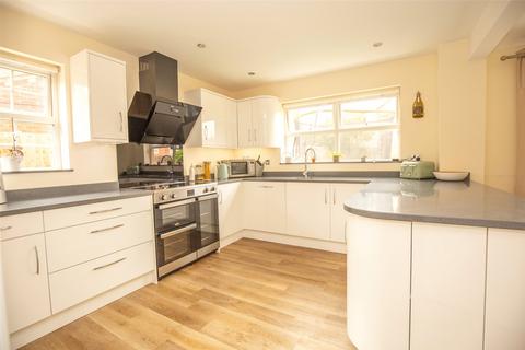 4 bedroom detached house for sale, Bury Hill View, Bristol BS16