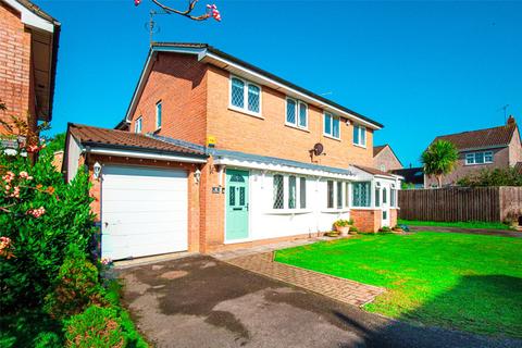 3 bedroom semi-detached house for sale, Bridges Drive, Bristol BS16