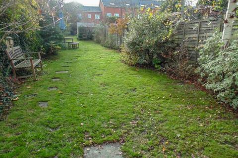 3 bedroom end of terrace house for sale, Downend Road, Bristol BS16