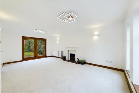 5 bedroom detached house to rent, Odiham Road, Riseley, Reading, Berkshire, RG7