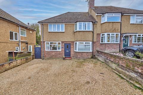 2 bedroom maisonette for sale, Kenton Gardens, Hertfordshire AL1