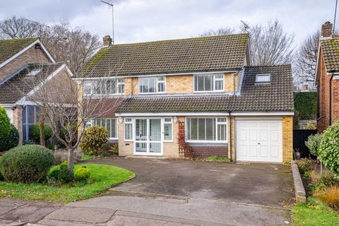 5 bedroom detached house to rent, Ridgewood Drive, Hertfordshire AL5