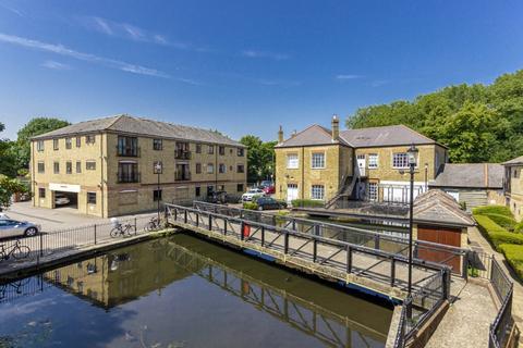 2 bedroom penthouse for sale, Wandle Road, Morden SM4