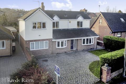 4 bedroom detached house for sale, Worksop Road, Worksop S81