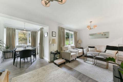 2 bedroom apartment for sale, Queensmere Road, London SW19