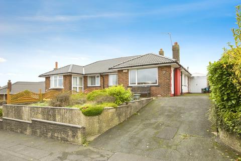 2 bedroom bungalow for sale, Burned Grove, West Yorkshire HX3