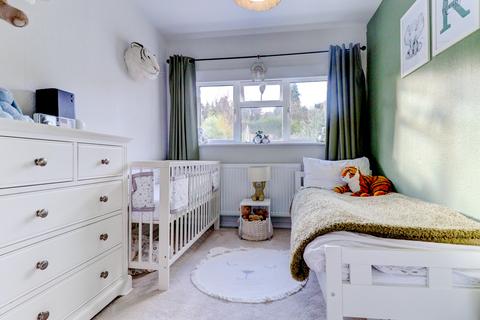 11 Boundary Road, Wooburn Green, High Wycombe, HP10 0DH