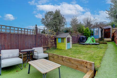 11 Boundary Road, Wooburn Green, High Wycombe, HP10 0DH
