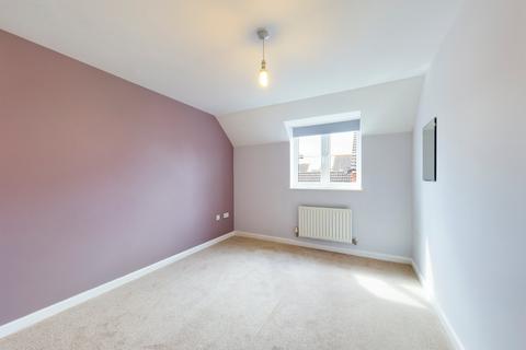 2 bedroom house to rent, Camomile Walk, Bristol BS20