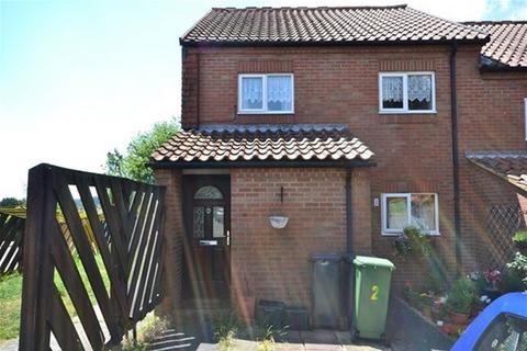 2 bedroom maisonette to rent, Barn Close, Hemel Hempstead