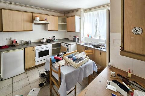 3 bedroom maisonette for sale, Elmington Estate, London SE5