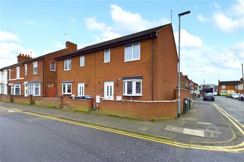 3 bedroom semi-detached house to rent, Mill Road, Kettering NN16