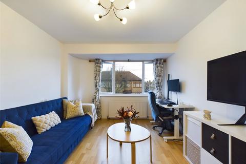 1 bedroom flat for sale, Fourth Avenue, Romford RM7