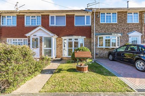 3 bedroom terraced house to rent, Macklands Way, Gillingham ME8