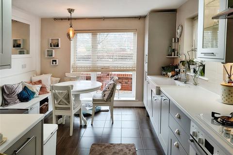 25 Nelsons Walk, Dawley Bank, Telford, TF4 2FN