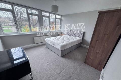 4 bedroom house to rent, SW8