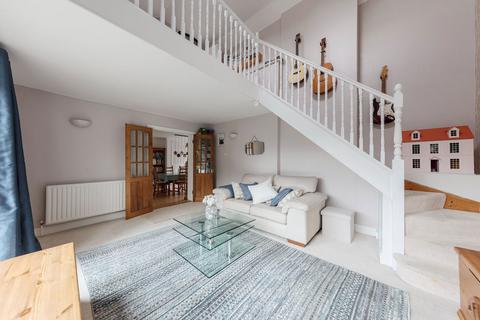 2 Old Hill, Orpington, BR6 6BN