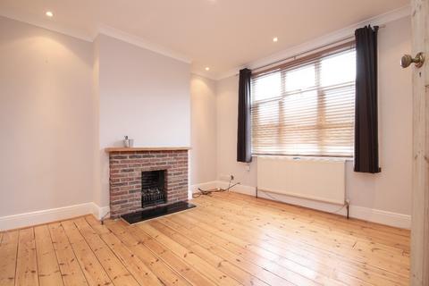 3 bedroom terraced house to rent, Fairfield Road, Broadstairs