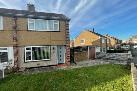 3 bedroom semi-detached house to rent, Dolphin Close, Plymouth PL9