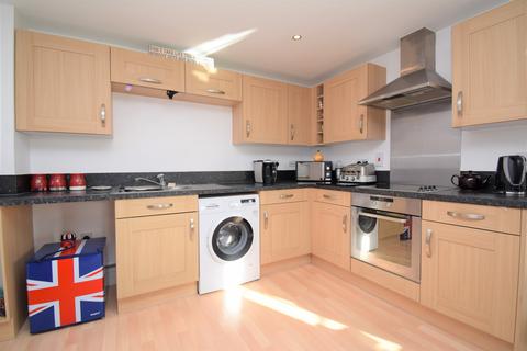 2 bedroom apartment to rent, Axial Drive, Colchester, CO4