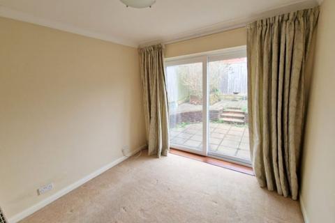3 Apple Close, Exmouth, EX8 4QN