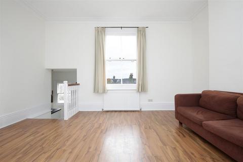 2 bedroom flat for sale, Ashley Road, Crouch Hill