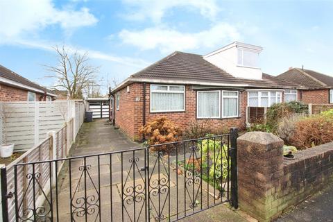 2 bedroom semi-detached bungalow for sale, Lulworth Avenue, Leeds LS15