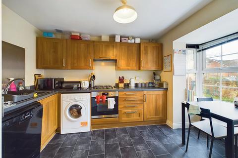 4 bedroom end of terrace house for sale, Syerston Place Kingsway, Quedgeley, Gloucester, Gloucestershire, GL2