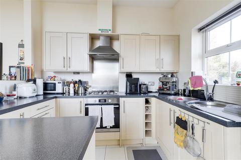 2 bedroom apartment for sale, Melton Road, West Bridgford NG2