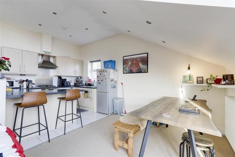 2 bedroom apartment for sale, Melton Road, West Bridgford NG2