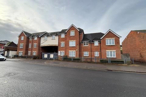 2 bedroom flat for sale, Fountain Court, Aylesbury HP20