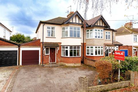 3 bedroom semi-detached house for sale, Crows Road, Epping