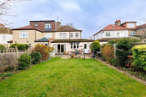 3 bedroom semi-detached house for sale, Crows Road, Epping