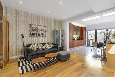 70 Rannoch Road, London, W6 9SP