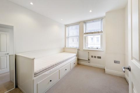 2 bedroom terraced house to rent, Travers House, Trafalgar Grove, London, SE10