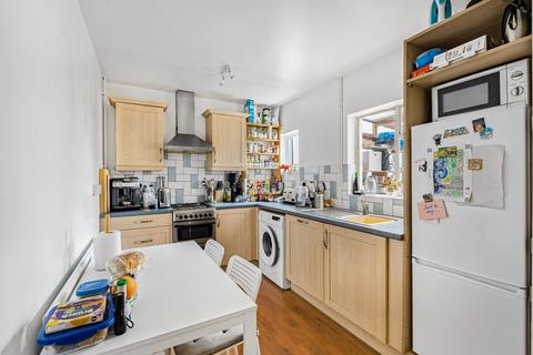 2 bedroom terraced house for sale, Hawthorn Way, Cambridge CB4