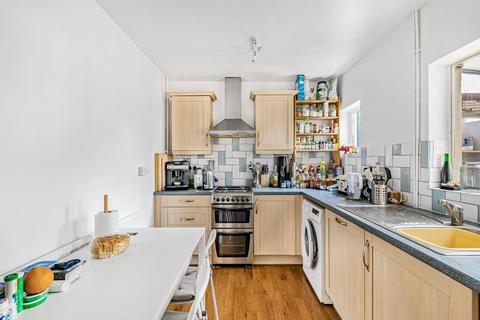 2 bedroom terraced house for sale, Hawthorn Way, Cambridge CB4