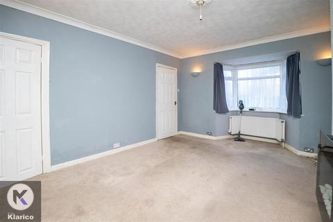 2 bedroom terraced house to rent, Beauchamp Road, Birmingham B13