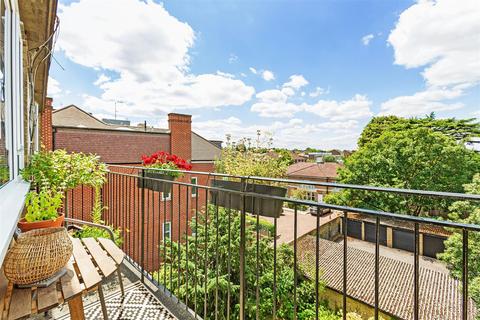 undefined, Putney Hill, London
