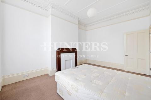 2 bedroom flat to rent, Archway Road, London, N6