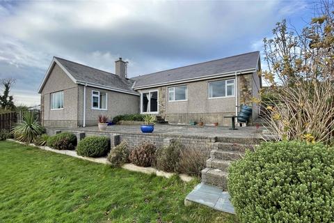 3 bedroom detached house for sale, Rhiwlas Road, Talysarn, Caernarfon, LL54