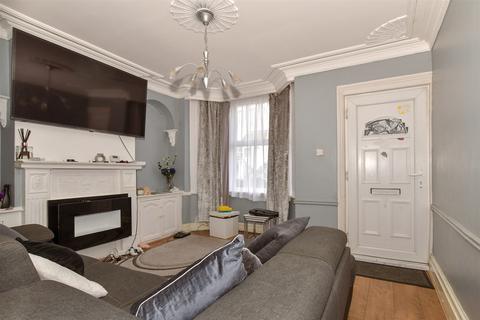 3 bedroom end of terrace house for sale, Martin Road, Strood, Rochester, Kent