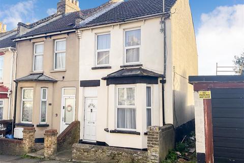 3 bedroom end of terrace house for sale, Martin Road, Strood, Rochester, Kent