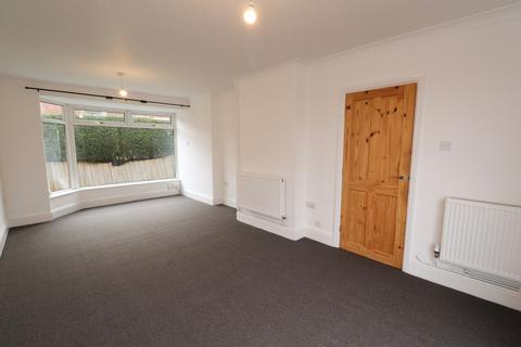 3 bedroom terraced house to rent, Harley Walk, Leeds, West Yorkshire, LS13