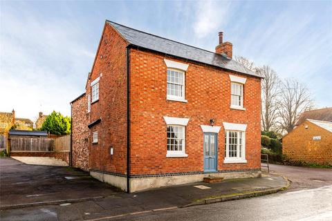 4 bedroom detached house for sale, High Street, Bugbrooke, Northamptonshire, NN7