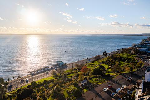 3 bedroom apartment for sale, Westcliff-on-sea SS0