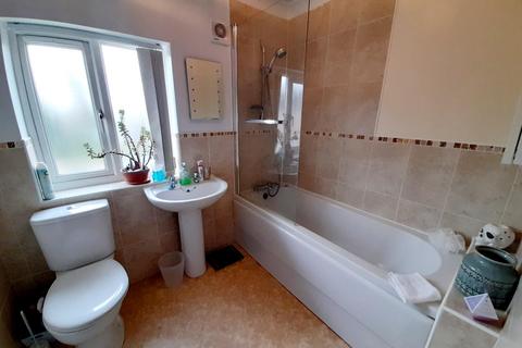 4 bedroom detached house for sale, Trafalgar Court, Gainsborough, DN21 1BB