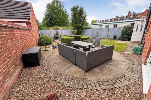 4 bedroom detached house for sale, Trafalgar Court, Gainsborough, DN21 1BB
